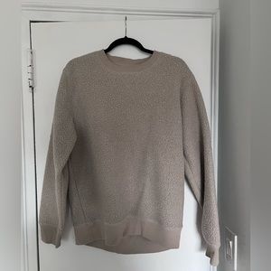 Everlane - Crewneck Sweater - Fluffy - Size Medium
